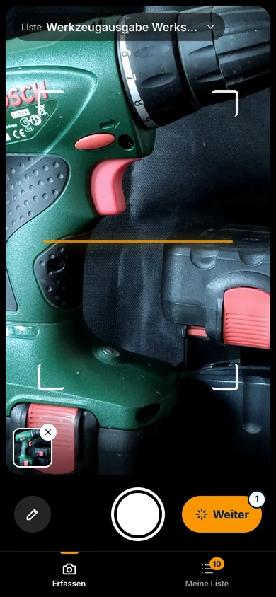 Kamera der App: ein Akkuschrauber wird fotografiert